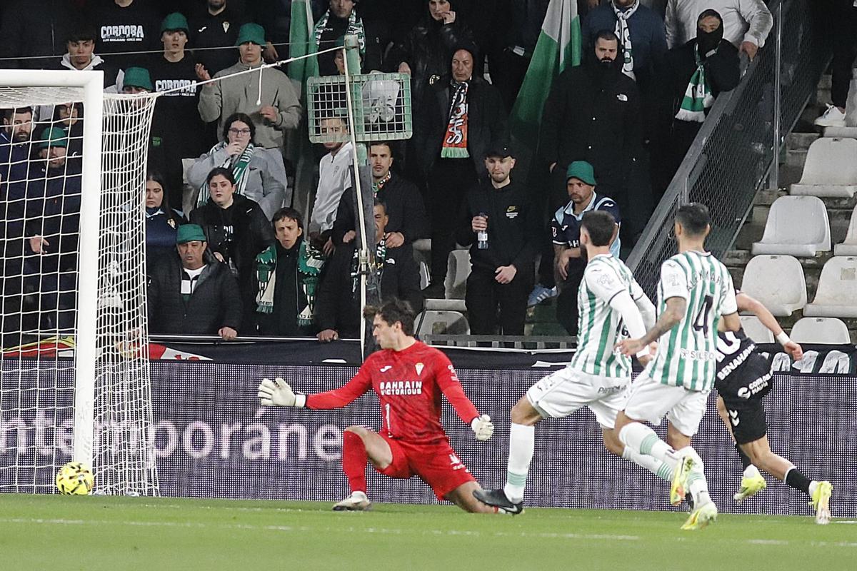 Córdoba CF-Málaga | Las imágenes del derbi andaluz en El Arcángel