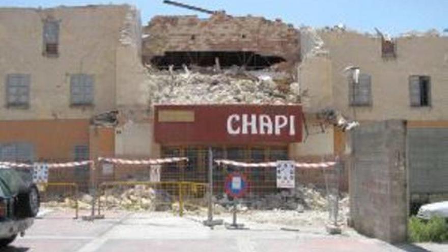 El Teatro Chapí, en imagen de archivo, antes de ser demolido