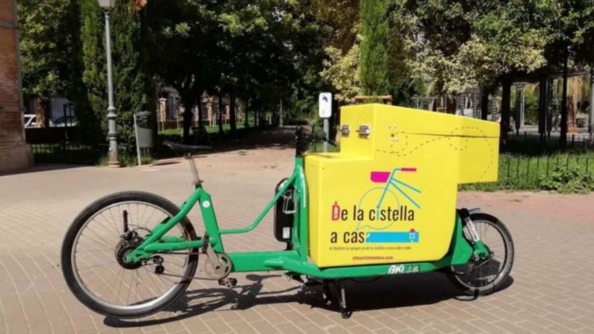 Una de las bicis que se utilizará en la campaña de reparto. | LEVANTE-EMV