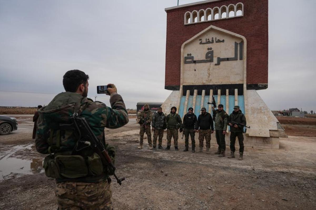 Siria anuncia la captura de Raqqa y la disolución de las milicias kurdosirianas