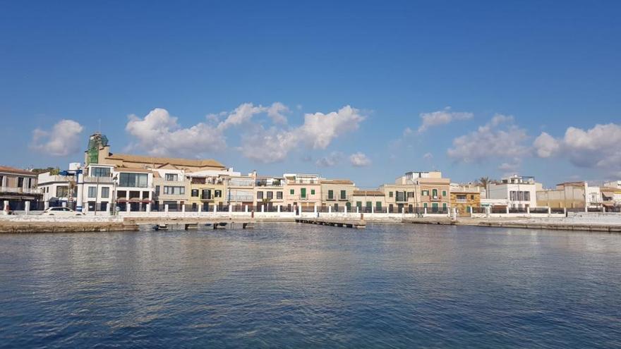 Una imagen inÃ©dita: el puerto del Molinar libre de barcos