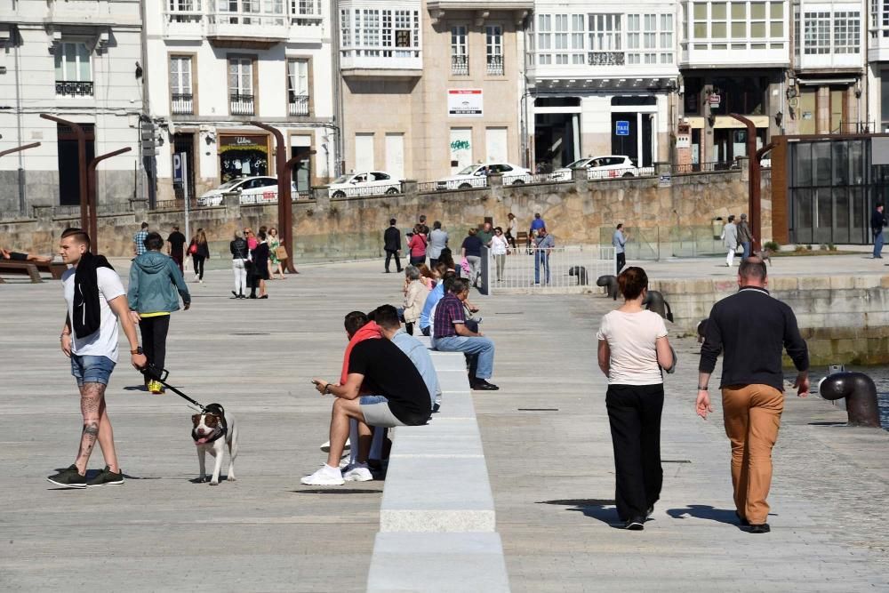 El banco que protege la dársena de la Marina