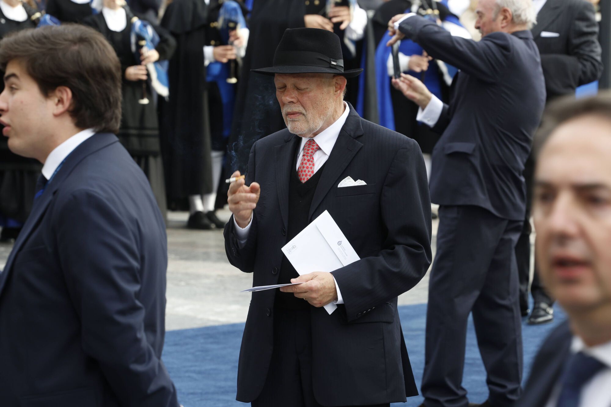 Así fue la llegada de los invitados a los premios "Princesa de Asturias" y su paso por la alfombra azul