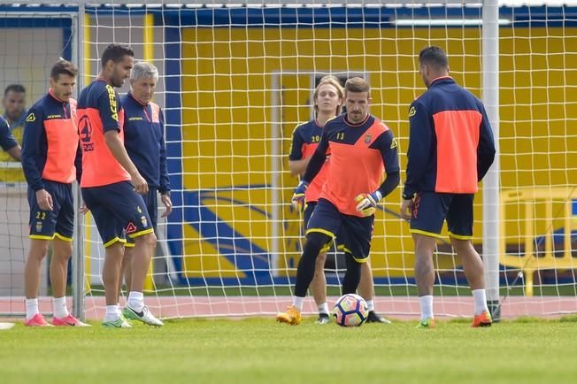 Entrenamiento de la Unión Deportiva Las Palmas ...