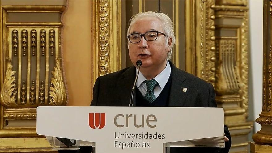 El Ministro Manuel Castells, ayer durante el acto organizado por la CRUE