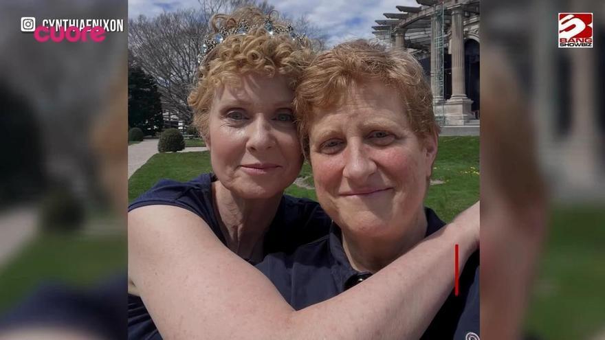 Cynthia Nixon celebra su 14 aniversario junto a su esposa y la homenajea de una forma muy emotiva: "Lo mejor que he hecho en mi vida"