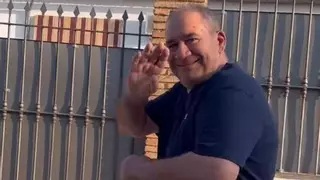 Un concejal de Alzira se prepara a lo Usain Bolt para el inicio de curso