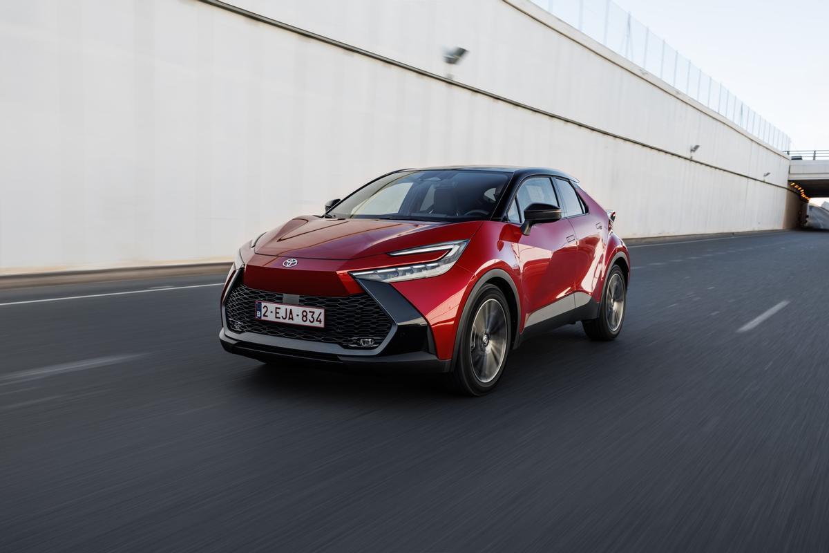 El nuevo diseño anguloso y futurista recuerda a Lexus, la división de lujo de Toyota.