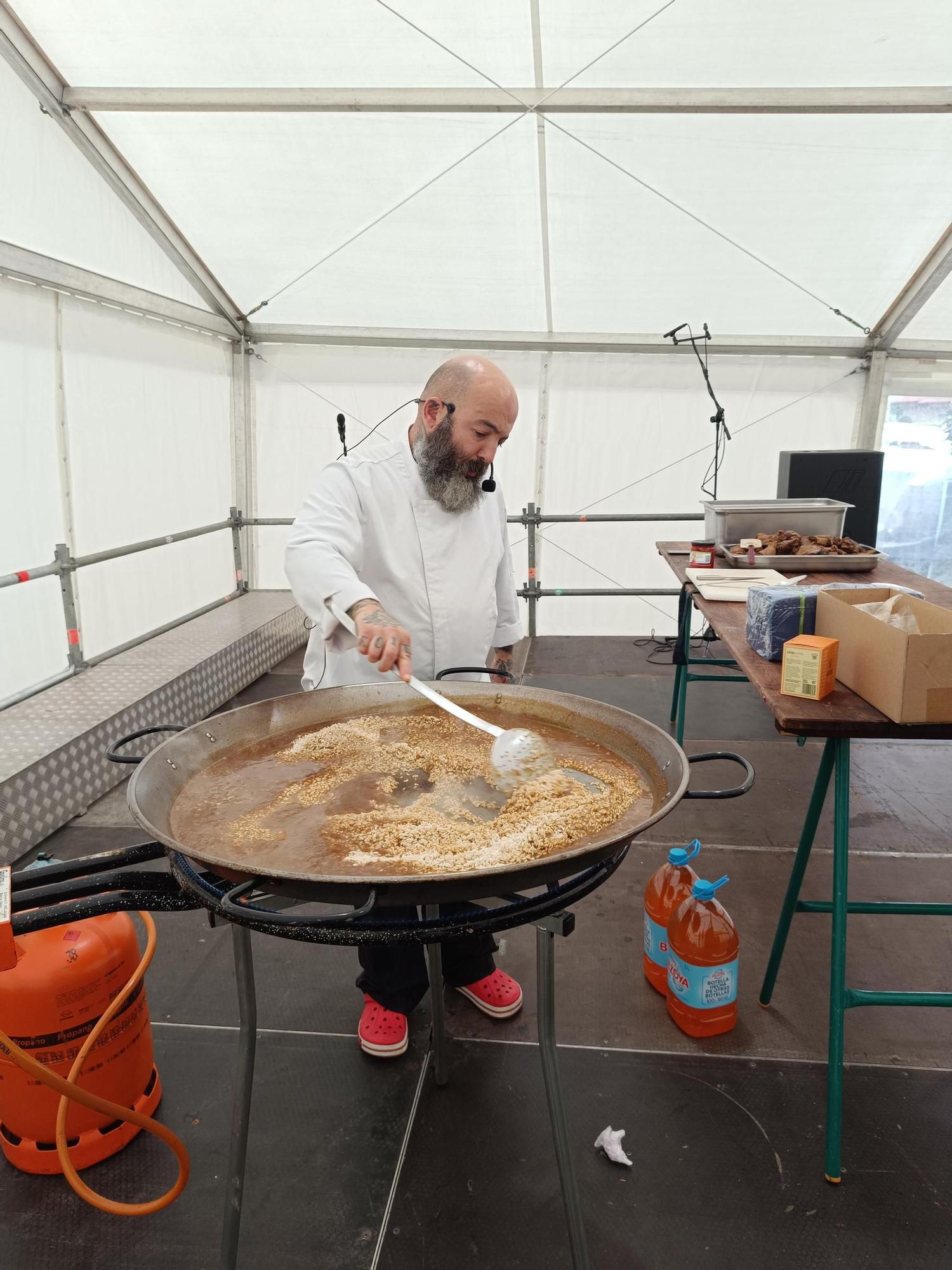 Tradición y gastronomía en la primera jornada del Mercado San Isidro de Llanera