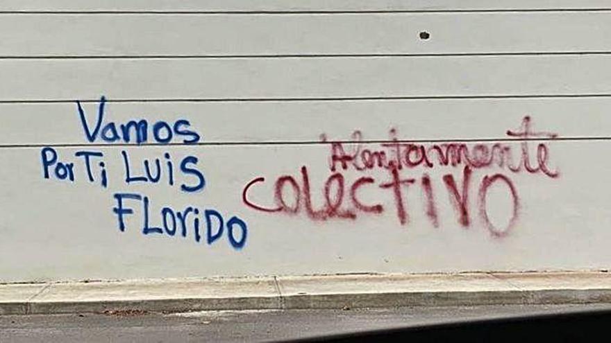 Pintada amenaçant a la casa del diputat opositor Luis Florido.