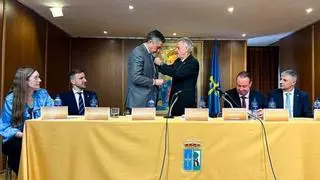 Martín Peláez reafirma el proyecto del Real Oviedo tras recibir la Manzana de Oro en Madrid