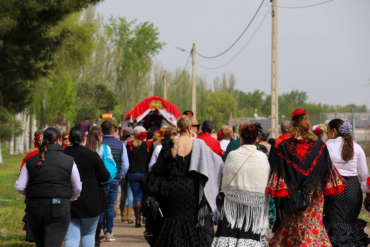 GALERÍA | Villaralbo baila por Sevillanas