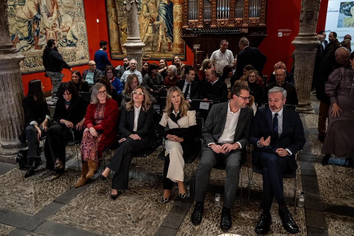 Representación institucional durante la celebración de los Premios Ricardo Pereda.