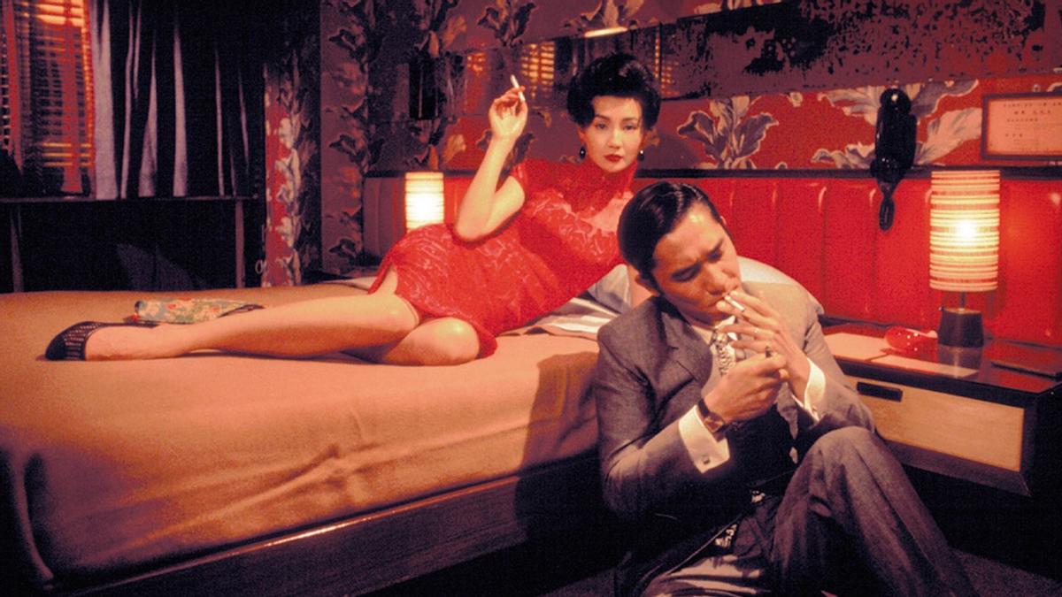 Maggie Cheung y Tony Leung, en un fotograma de 'Deseando amar (In the mood for love)', de Wong Kar-wai