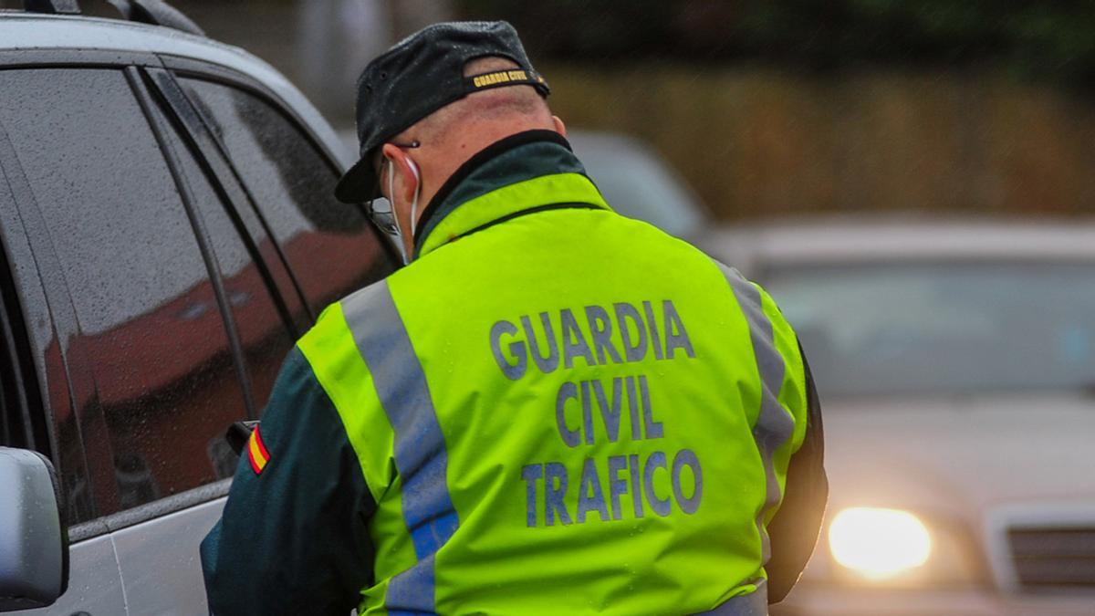 Control Guardia Civil de Tráfico