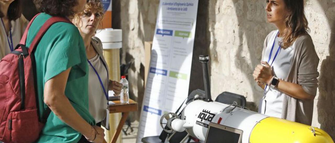 Zona d’exhibició del congrés TECNIO.  | ANIOL RESCLOSA