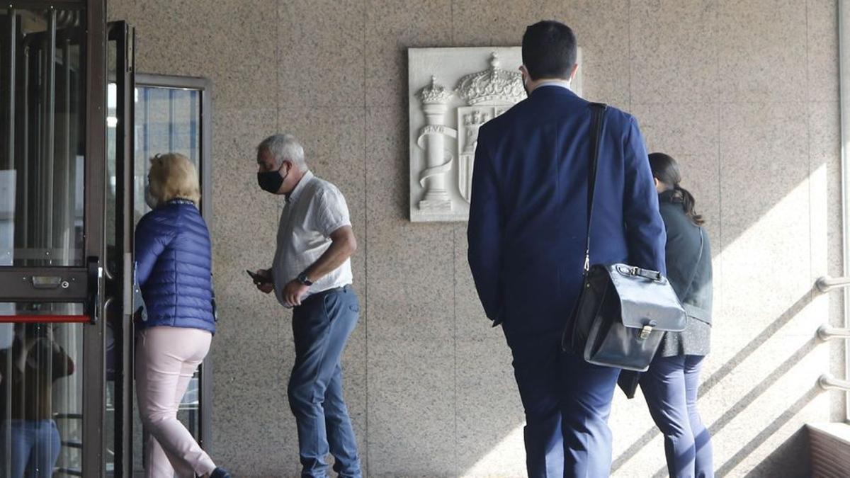 Edificio judicial de Vigo donde están los tribunales laborales. / ALBA VILLAR