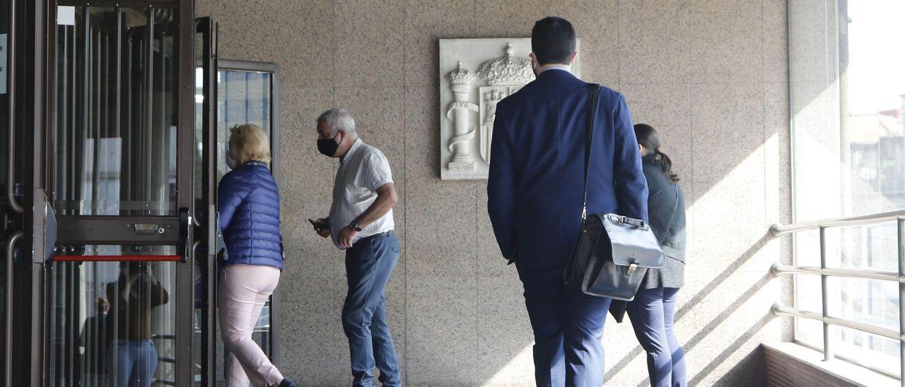 Edificio judicial de Vigo donde están los tribunales laborales. / ALBA VILLAR