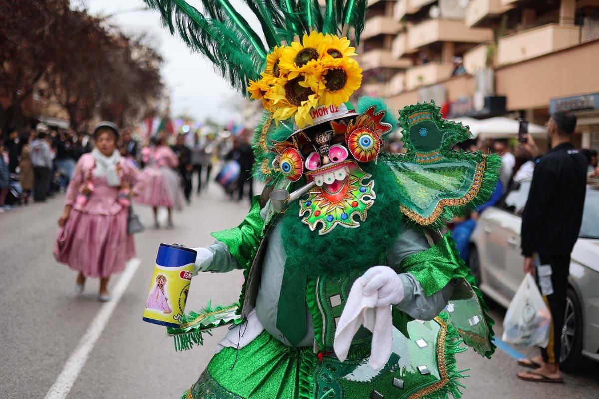 Búscate en las imágenes de la rúa de Carnaval de Ibiza