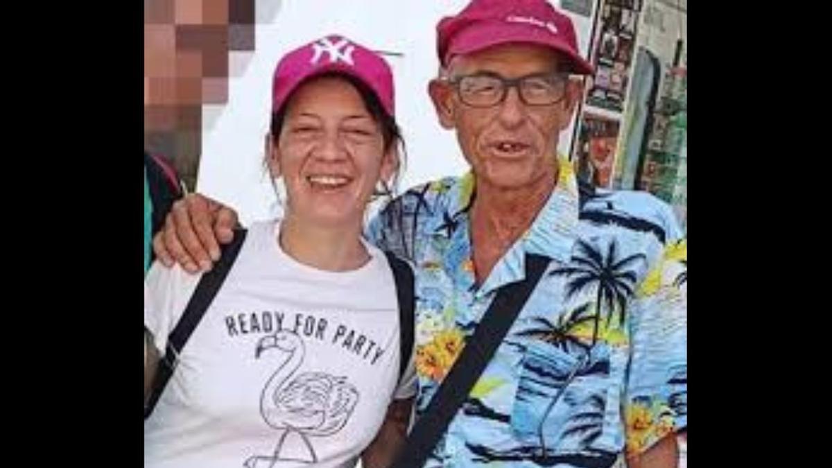 Ester Estepa, en una foto con el asesino, poco antes de que la mujer desapareciera.
