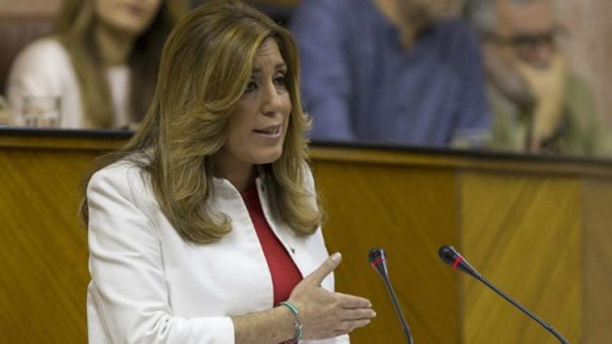 Susana Díaz recoge propuestas de Podemos y Ciudadanos