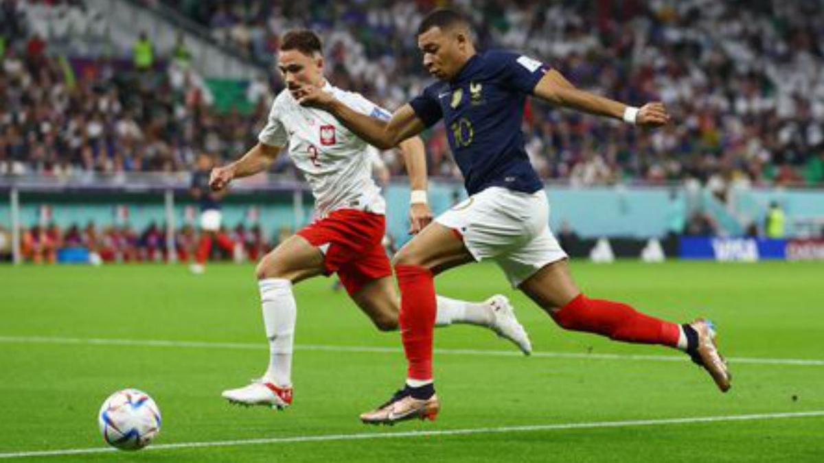 Mbappé va brillar contra Polònia | HANNAH CASH/REUTERS