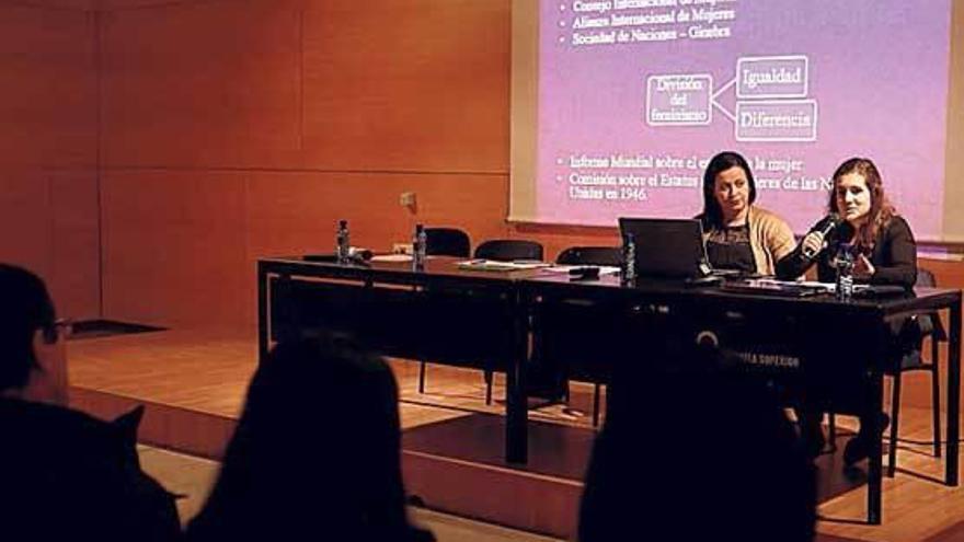 El feminismo, a debate en Camposagrado