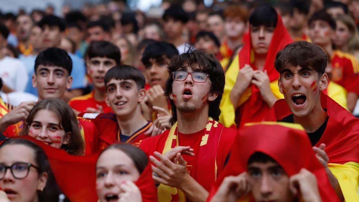 Aficionados durante un encuentro anterior de la Selección Española.