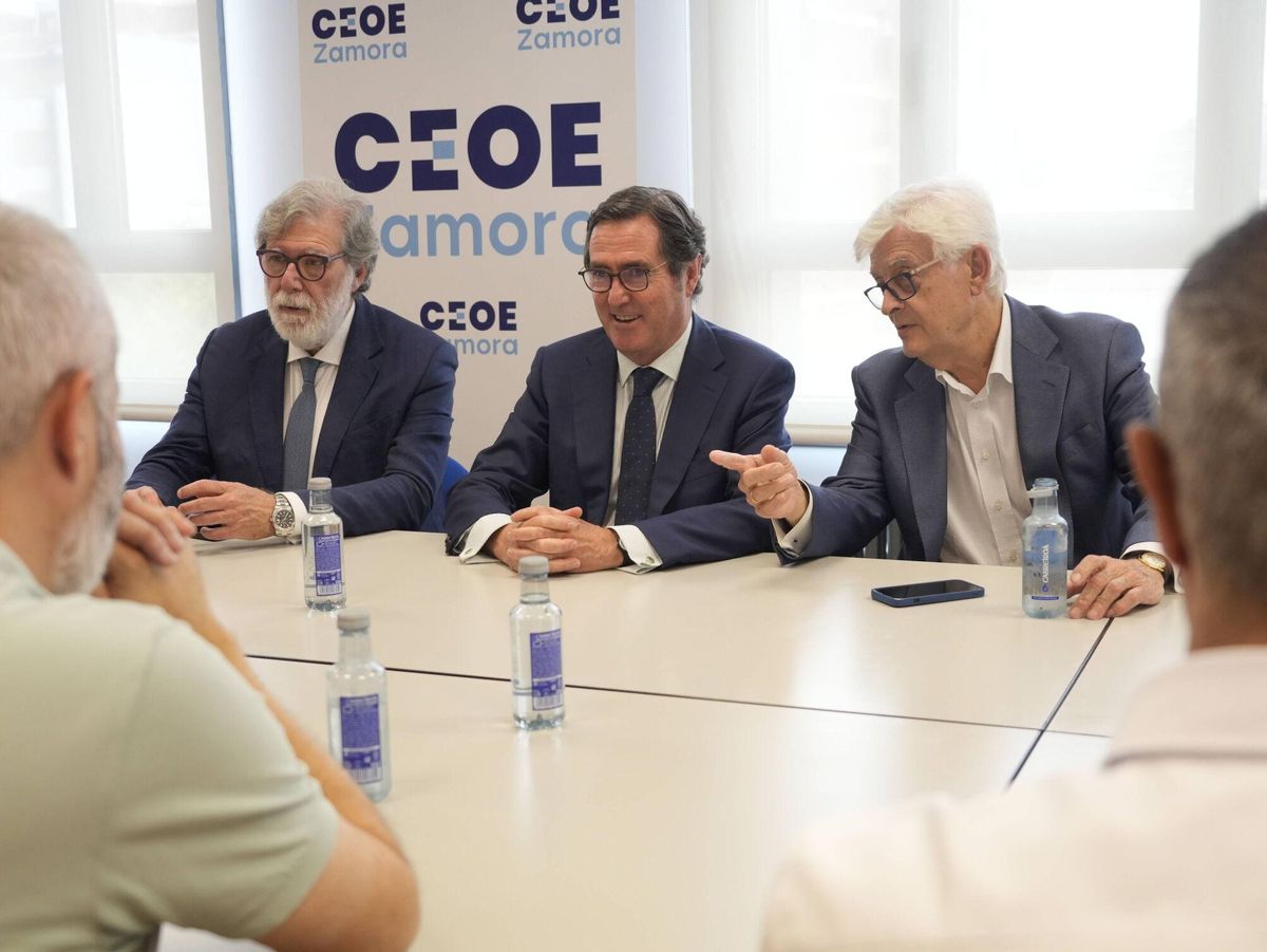 Garamendi reunido con empresarios de Zamora