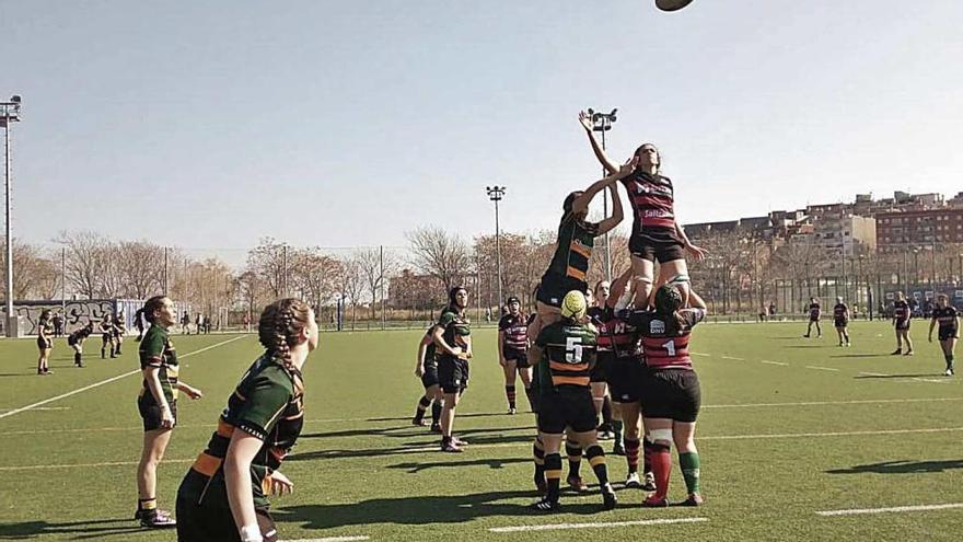 Lance del encuentro disputado ayer domingo en Alella por el Shamrock femenino.