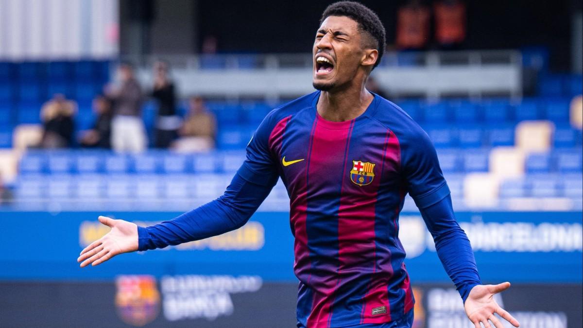 Ureña marcó dos goles contra el Poblense