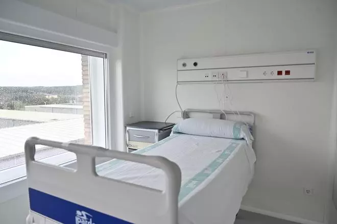 Las nuevas y renovadas cabinas de aislamiento de Hematología del Miguel Servet.