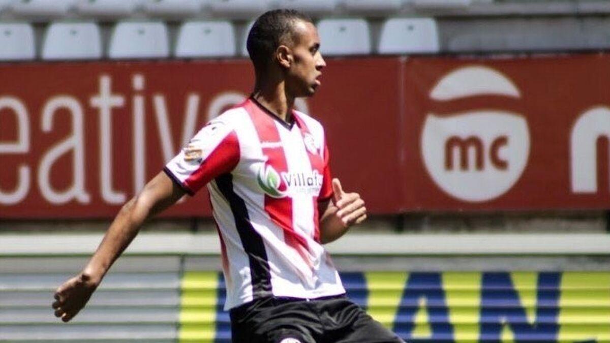 Kireh Yonis en un encuentro con el Zamora B durante la pasada temporada.