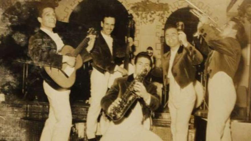 Los Celtas en Munich con Paco Casal, José Velasco, Manuel Portela, José Suárez y Nicolás,