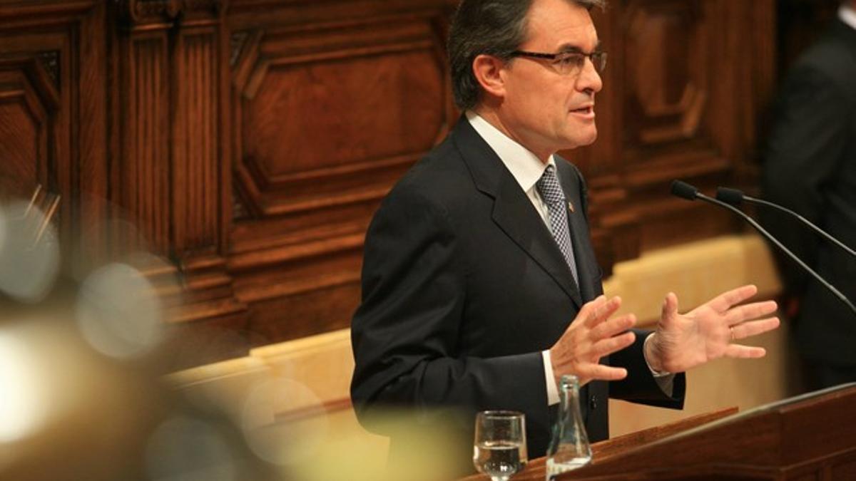 Artur Mas, durante su intervención en el pleno sobre el pacto fiscal, este miércoles en el Parlament.
