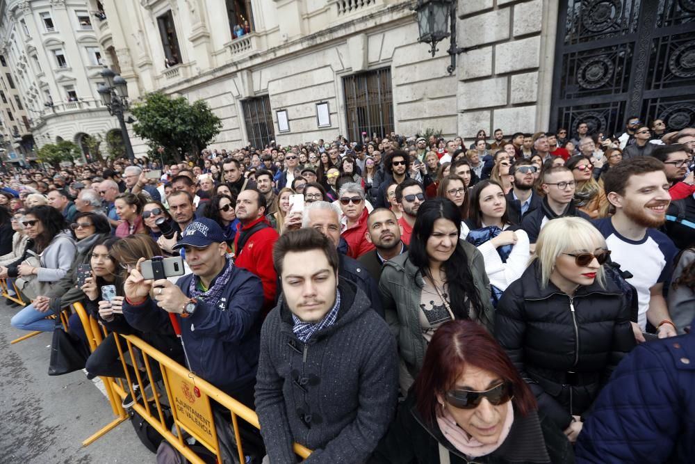 Búscate en la mascletà del 5 de marzo