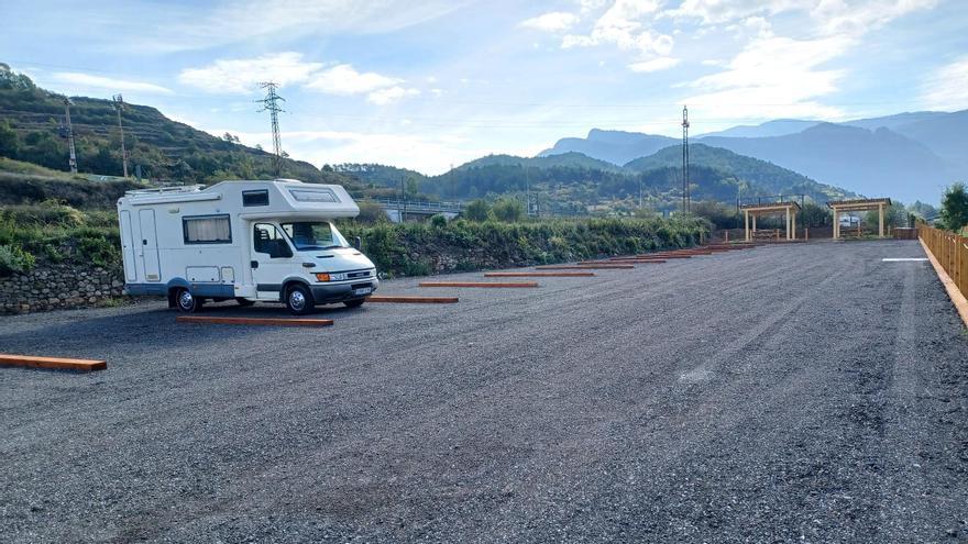 Bagà estrena una àrea d&#039;aparcament d&#039;autocaravanes amb 22 places