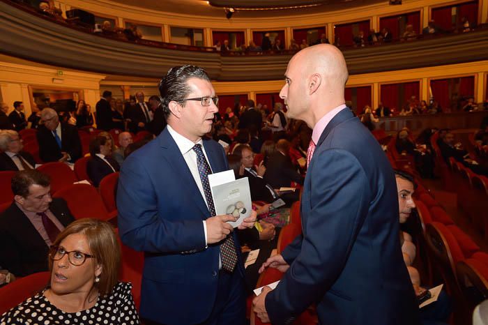 Acto institucional del Día de Canarias. Entrega ...