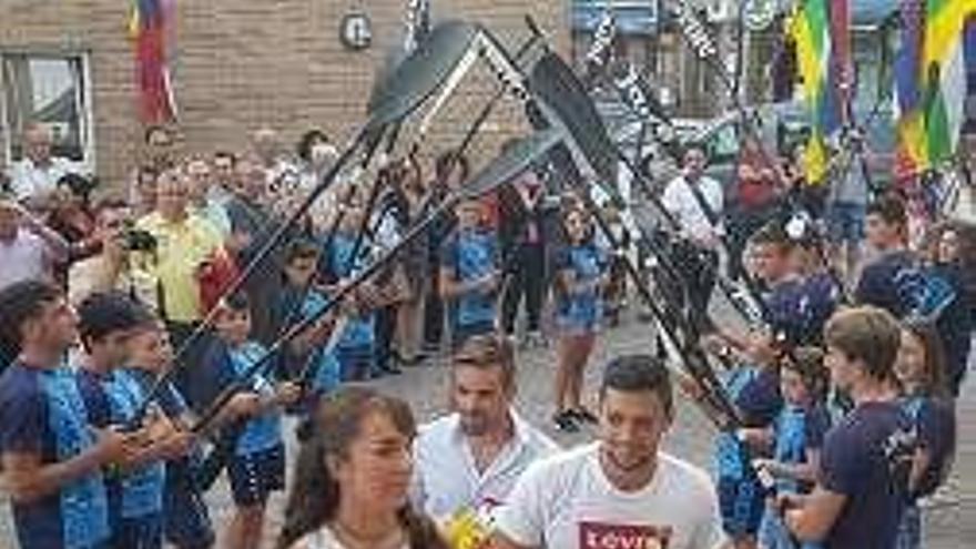 Andrea Rodríguez, Pedro Vázquez y Pelayo Roza, a su llegada al Ayuntamiento.