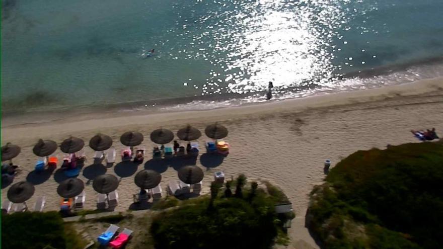 An der Playa de Muro ist das Wasser 25 Grad kühl.