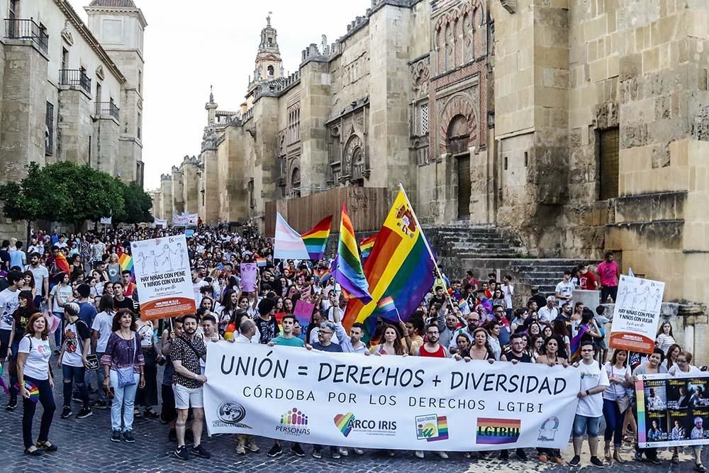 La marcha arco iris toma Córdoba