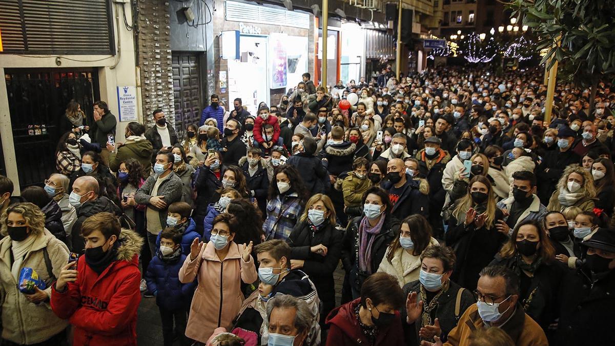 Un puente prenavideño de ocio, turismo y compras