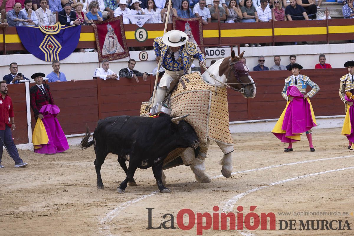 Tarde histórica en Abarán con la alternativa de José María Trigueros y el indulto de Tomás Rufo, junto a Castella salieron a hombros