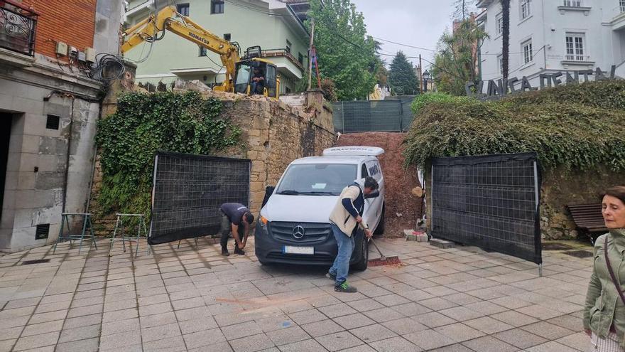 La emblemática escalinata de Oviedo que ha tenido que ser sepultada por unas obras: "Es algo temporal"