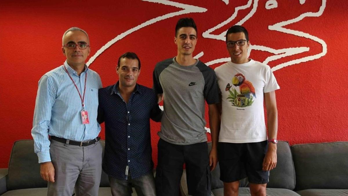 Ramon Terrassa (director del centro), Gervasio Deferr (exgimnasta y entrenador), Joel González (taekuondista) y Joan Munar (atleta paralímpico), en el CAR de Sant Cugat.