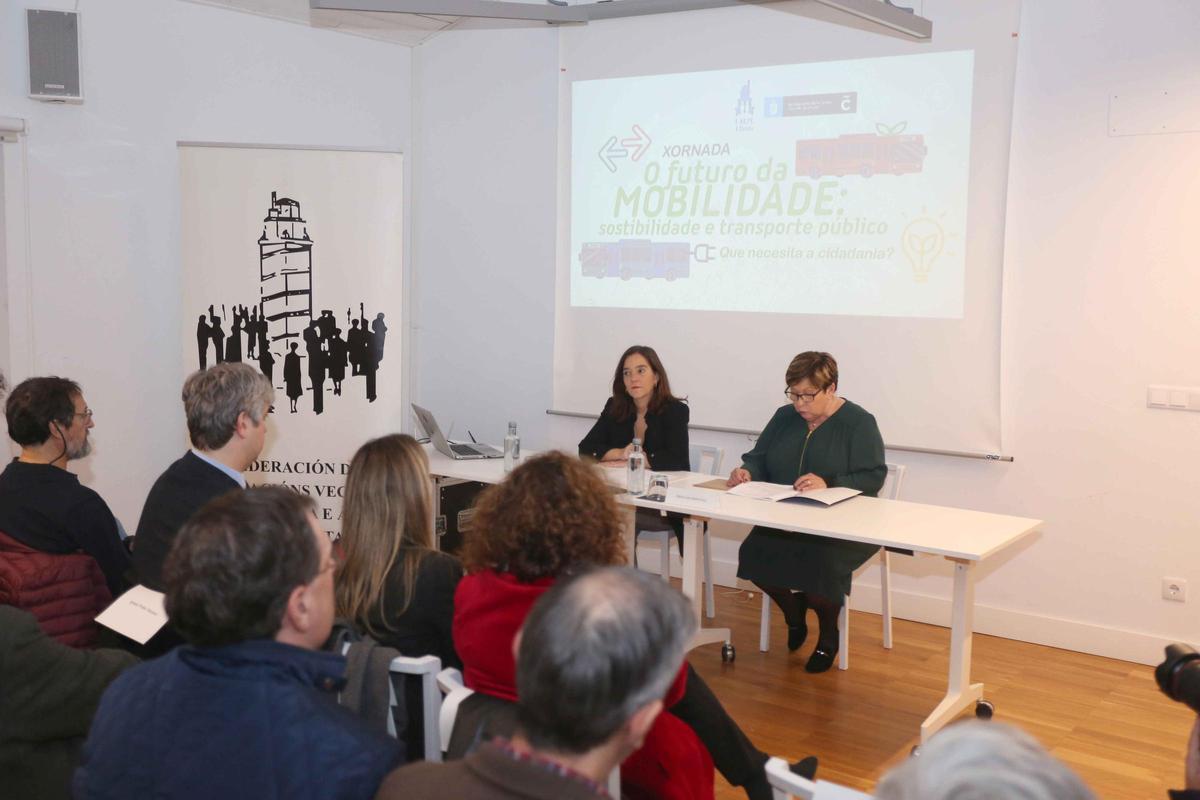 Jornada 'O futuro da mobilidade: sostenibilidade e transporte público' en A Coruña