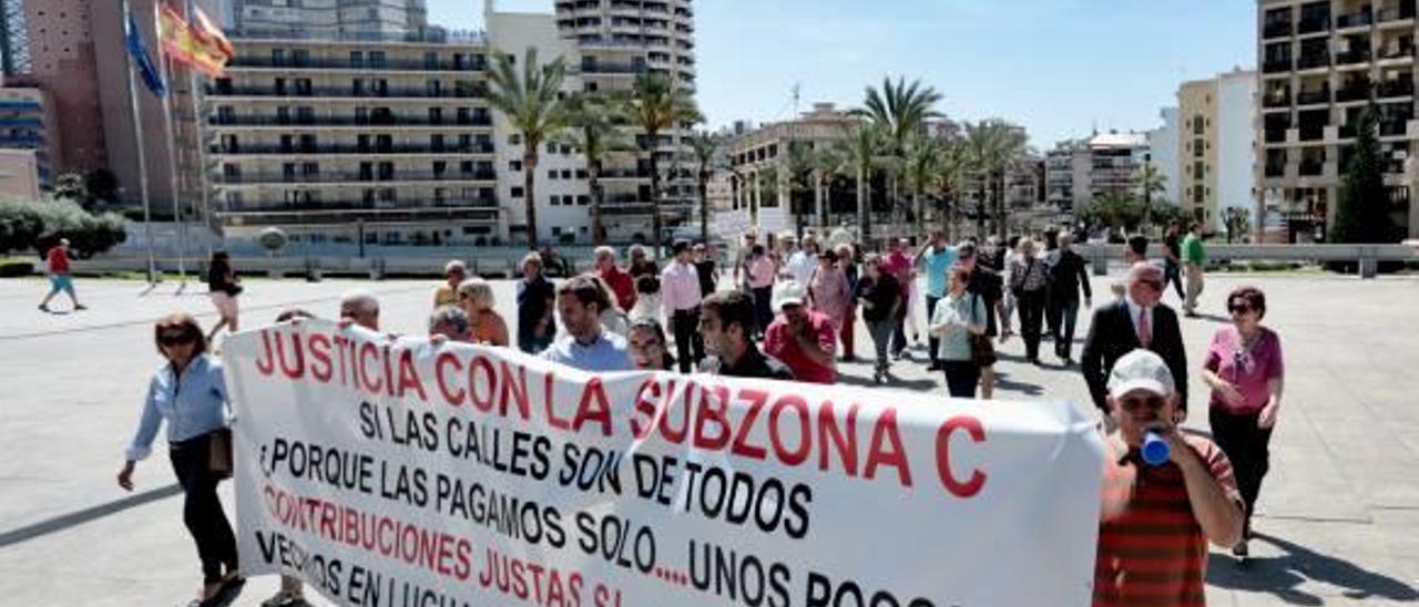 Imagen de archivo de una protesta de los vecinos de la subzona C por las tasas especiales.