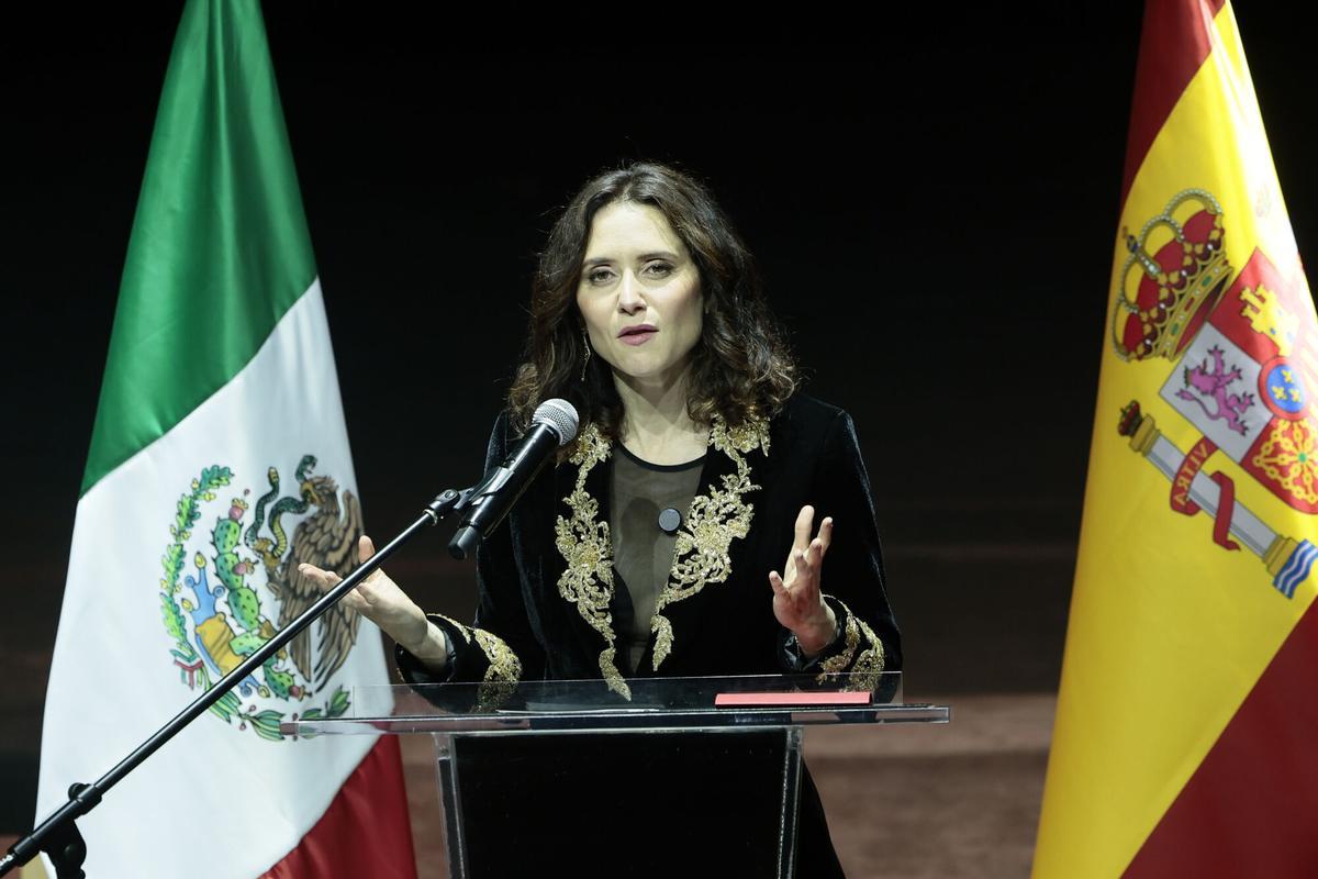 La presidenta de la Comunidad de Madrid, Isabel Díaz Ayuso, participa durante la ‘Celebración por la Evangelización y el Mestizaje en México: Malinche y Cortés’, este lunes en Ciudad de México.