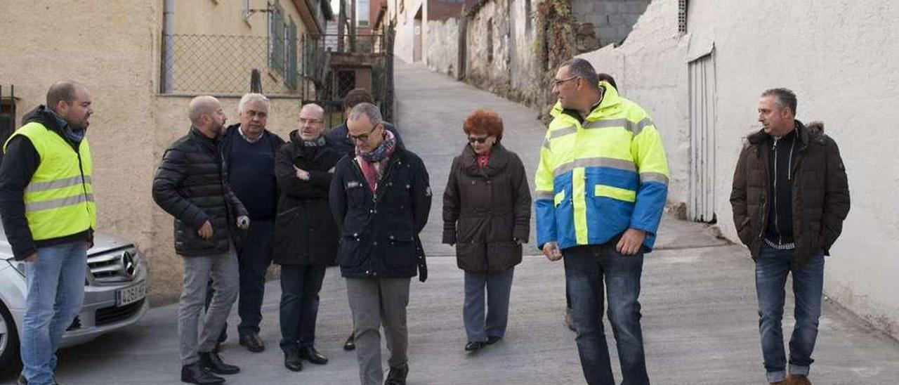 El arreglo de una calle en Mariñamansa fue la última actuación que se acometió. // Brais Lorenzo