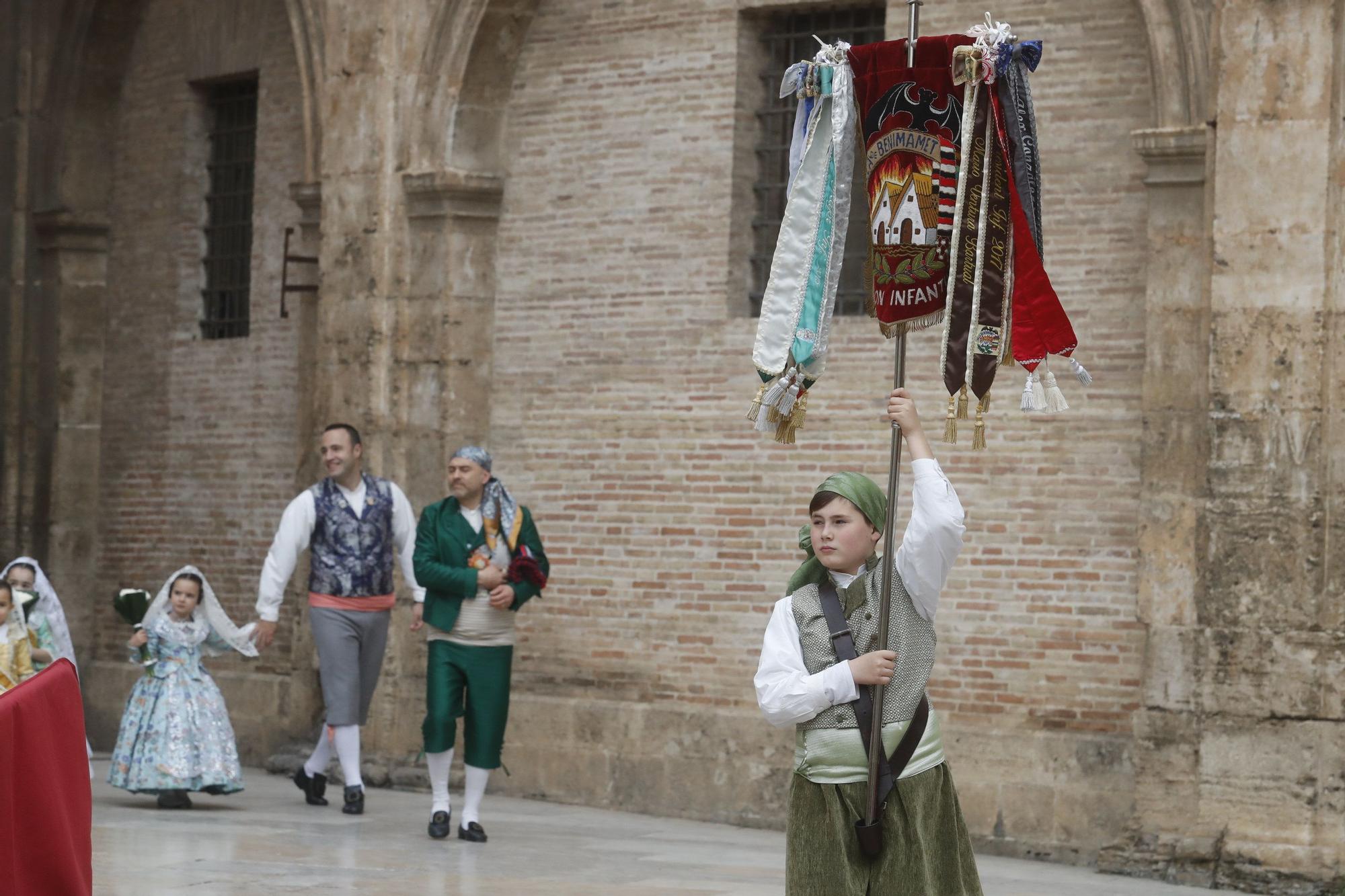 Búscate en el segundo día de ofrenda por la calle de la Paz (entre las 15:30 a las 17:00 horas)